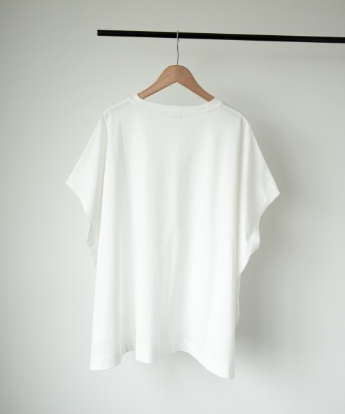 LOWRYS FARM（ローリーズファーム）の「ポンチョＴＥＥ　892695（Tシャツ/カットソー・レディース・ホワイト/ブラック/ダークブラウン・FREE）」の15枚目の写真