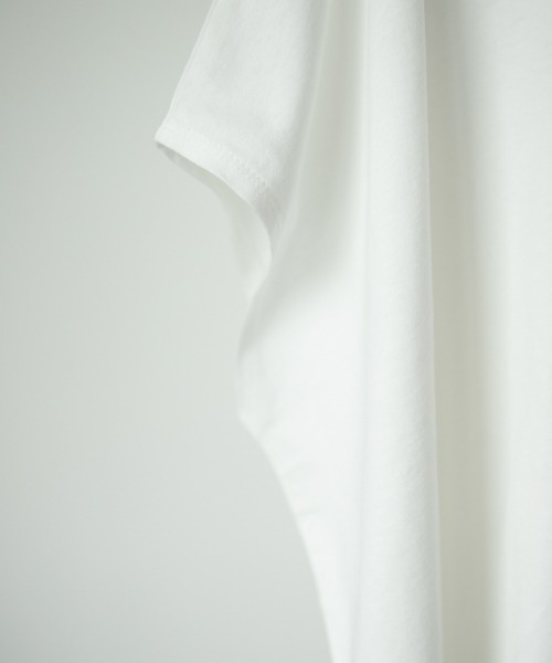 LOWRYS FARM（ローリーズファーム）の「ポンチョＴＥＥ　892695（Tシャツ/カットソー・レディース・ホワイト/ブラック/ダークブラウン・FREE）」の12枚目の写真