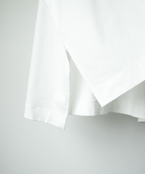 LOWRYS FARM（ローリーズファーム）の「ポンチョＴＥＥ　892695（Tシャツ/カットソー・レディース・ホワイト/ブラック/ダークブラウン・FREE）」の11枚目の写真