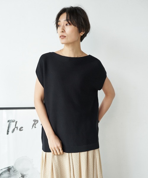 AMERICAN HOLIC（アメリカンホリック）の「ボートネックフレンチスリーブニットプルオーバー　〇＊（ニット/セーター・レディース・ブラック/キャメル/グレイッシュベージュ・FREE）」の2枚目の写真