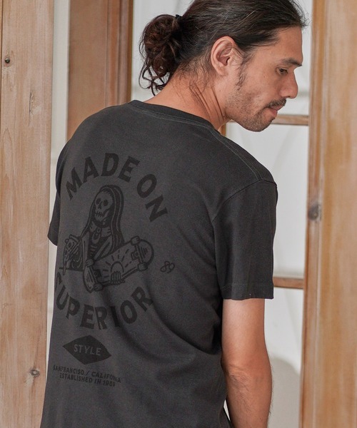 CAMBIO(カンビオ)の「mt6805-Print Tee - Superior(Tシャツ/カットソー・メンズ・ホワイト/グレー/スミクロ・S/M/L/XL)」の3枚目の写真