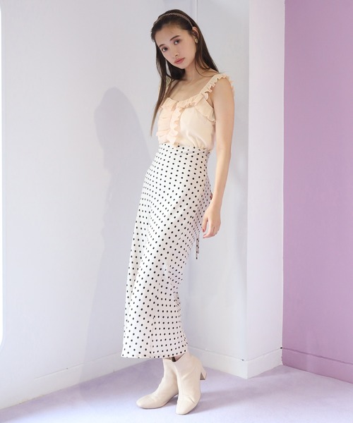 one after another NICE CLAUP（ワンアフターアナザーナイスクラップ）の「プリーツフリルテレコインナー（キャミソール・レディース・ベージュ/アイボリー/モカ・FREE）」の8枚目の写真