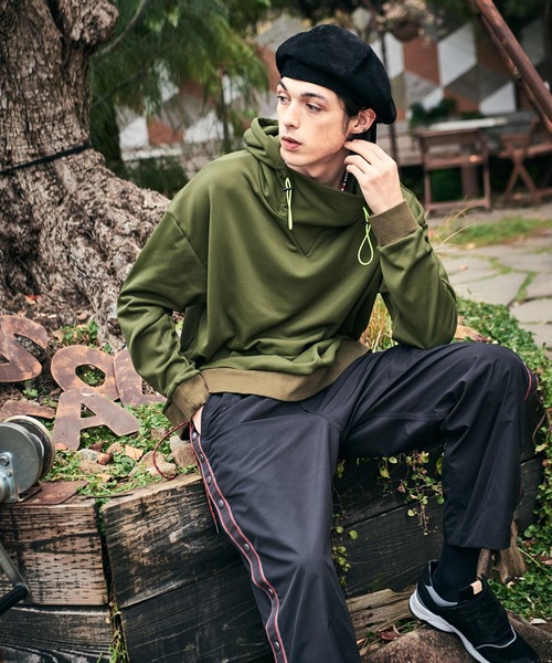 Tech high neck hoodie / テックハイネックフーディ―（パーカー 