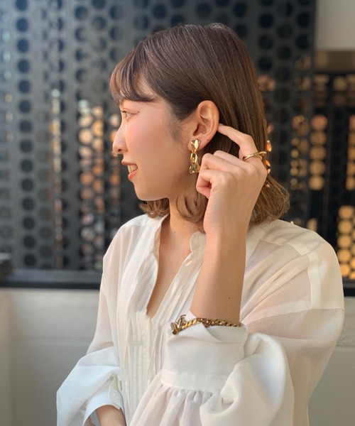 RIVE DROITE（リヴドロワ）の「ニュアンスモチーフイヤリング（イヤリング・レディース・シルバー/ゴールド・FREE）」の8枚目の写真