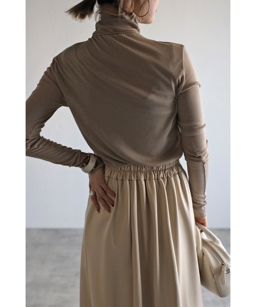 Bonjour Sagan（ボンジュールサガン）の「シアータートルプルオーバー（Tシャツ/カットソー・レディース・ライトグレー/オフホワイト/ブラック/ベージュ/グレイッシュベージュ/ライトブルー/チャコールグレー/グレー・FREE）」の9枚目の写真