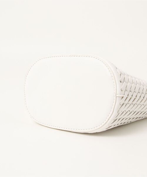 Chillfar（チルファー）の「フェイクレザーメッシュミニショルダーバッグ/インナーポーチ付き（ショルダーバッグ・レディース・ホワイト/ブラック・FREE）」の20枚目の写真