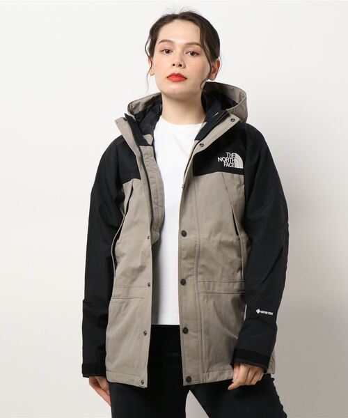 IENA（イエナ）の「【THE NORTH FACE/ノースフェイス】MOUNTAIN LIGHT ジャケット MEN◆（ブルゾン・レディース・ブラック/グレー・SMALL/MEDIUM）」の11枚目の写真