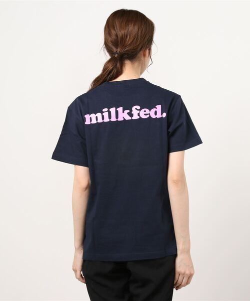 MILKFED.（ミルクフェド）の「BASIC COOPER S/S TEE/シンプル バックプリント 半袖Tシャツ（Tシャツ/カットソー・レディース・ホワイト/ネイビー/チャコールグレー/オフホワイト/ブラック/ベージュ/オリーブ/ライトパープル/ライトグリーン/パープル・SMALL/MEDIUM）」の12枚目の写真