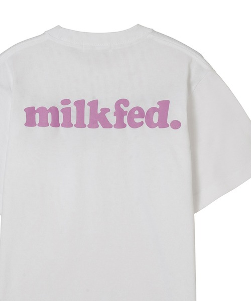 MILKFED.（ミルクフェド）の「BASIC COOPER S/S TEE/シンプル バックプリント 半袖Tシャツ（Tシャツ/カットソー・レディース・ホワイト/ネイビー/チャコールグレー/オフホワイト/ブラック/ベージュ/オリーブ/ライトパープル/ライトグリーン/パープル・SMALL/MEDIUM）」の10枚目の写真