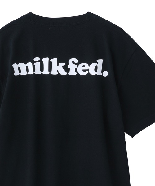 MILKFED.（ミルクフェド）の「BASIC COOPER S/S TEE/シンプル バックプリント 半袖Tシャツ（Tシャツ/カットソー・レディース・ホワイト/ネイビー/チャコールグレー/オフホワイト/ブラック/ベージュ/オリーブ/ライトパープル/ライトグリーン/パープル・SMALL/MEDIUM）」の3枚目の写真