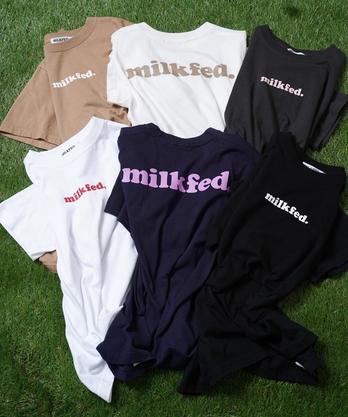 MILKFED.（ミルクフェド）の「BASIC COOPER S/S TEE/シンプル バックプリント 半袖Tシャツ（Tシャツ/カットソー・レディース・ホワイト/ネイビー/チャコールグレー/オフホワイト/ブラック/ベージュ/オリーブ/ライトパープル/ライトグリーン/パープル・SMALL/MEDIUM）」の18枚目の写真