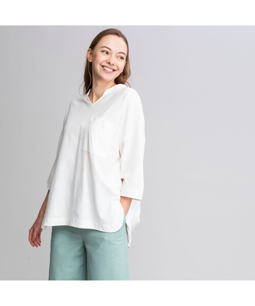 AIGLE（エーグル）の「クレープオーバー Ｔシャツ（Tシャツ/カットソー・レディース・ホワイト/ベージュ・S/M/L）」の2枚目の写真