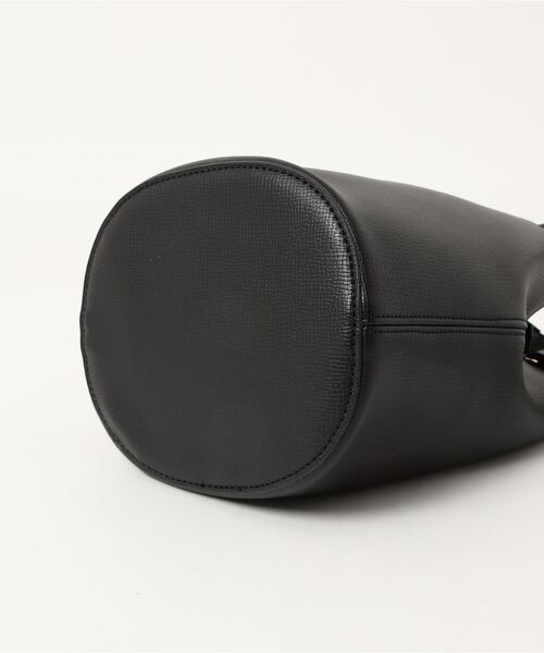 Port(ポート)の「バケツ型 ワンハンドル トートバッグ # / バケツバッグ(トートバッグ・レディース・アイボリー/ダークブラウン/ブラック/キャメル・FREE)」の9枚目の写真