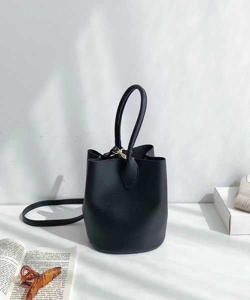 Port(ポート)の「バケツ型 ワンハンドル トートバッグ # / バケツバッグ(トートバッグ・レディース・アイボリー/ダークブラウン/ブラック/キャメル・FREE)」の3枚目の写真