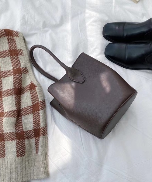 Port(ポート)の「バケツ型 ワンハンドル トートバッグ # / バケツバッグ(トートバッグ・レディース・アイボリー/ダークブラウン/ブラック/キャメル・FREE)」の12枚目の写真