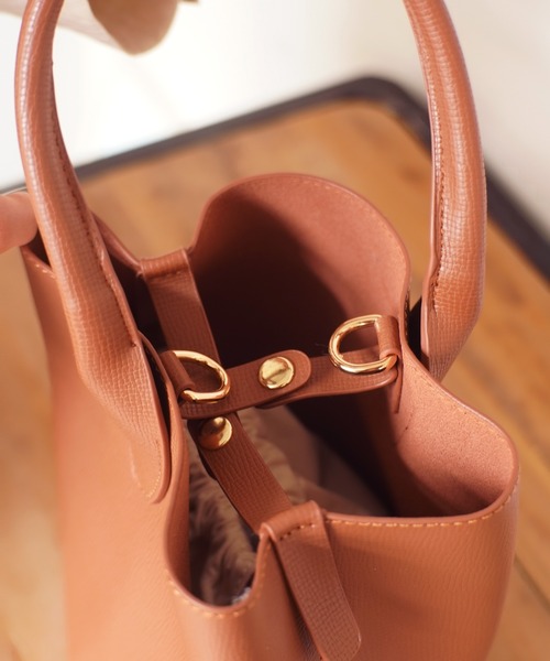 Port(ポート)の「バケツ型 ワンハンドル トートバッグ # / バケツバッグ(トートバッグ・レディース・アイボリー/ダークブラウン/ブラック/キャメル・FREE)」の19枚目の写真