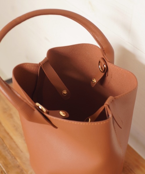 Port(ポート)の「バケツ型 ワンハンドル トートバッグ # / バケツバッグ(トートバッグ・レディース・アイボリー/ダークブラウン/ブラック/キャメル・FREE)」の20枚目の写真