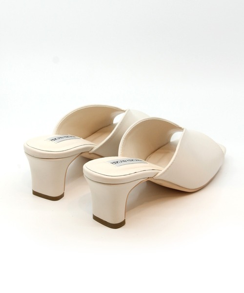 Sugar Sugar（シュガーシュガー）の「【SUGAR SUGAR シュガーシュガー】Vカットスクエアサンダル（サンダル・レディース・ブラック/アイボリー/ゴールド系その他・LL/L/S/M）」の6枚目の写真