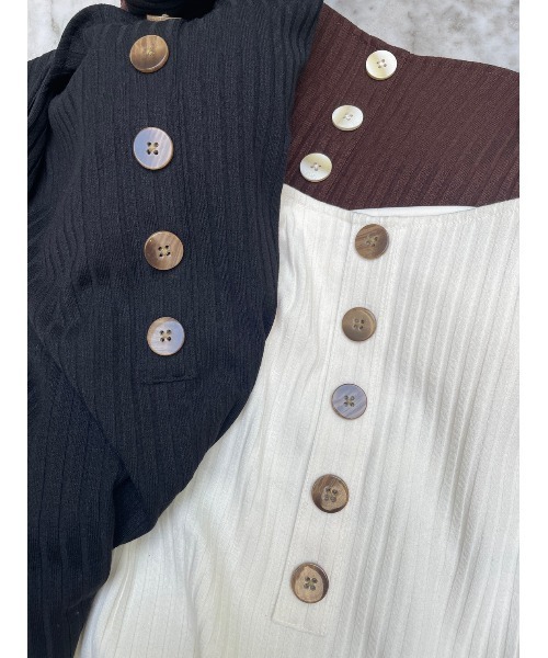 TRUNC（トランクエイティーエイト）の「Front Button Rib TOPS（タンクトップ・レディース・アイボリー/ブラック/ブラウン・FREE）」の14枚目の写真