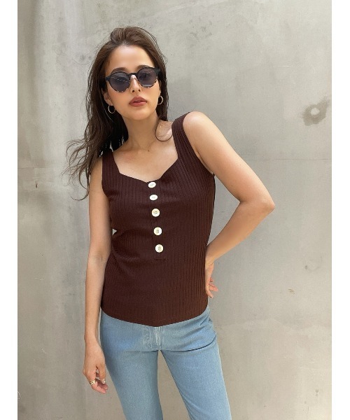 TRUNC（トランクエイティーエイト）の「Front Button Rib TOPS（タンクトップ・レディース・アイボリー/ブラック/ブラウン・FREE）」の9枚目の写真