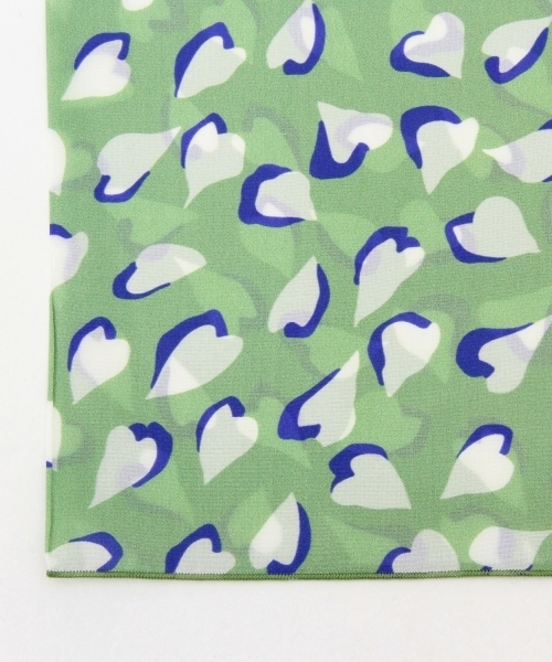 EFFE BEAMS（エッフェビームス）の「◎Francesca Bassi / 別注 ハート柄ストール（ストール/ショール・レディース・グリーン・ONE SIZE）」の7枚目の写真