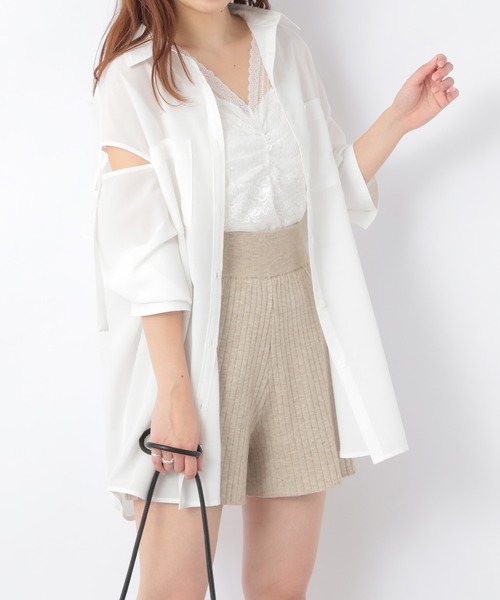 Heather(ヘザー)の「ショルダーデザインシャツ 956952(シャツ/ブラウス・レディース・グレー/ピンク/ホワイト/ブルー・FREE)」の2枚目の写真