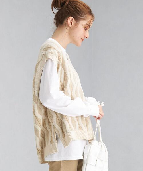 green label relaxing(グリーンレーベルリラクシング)の「ジャカード Vネック ベスト(ベスト・レディース・ナチュラル/オリーブ・FREE)」の2枚目の写真