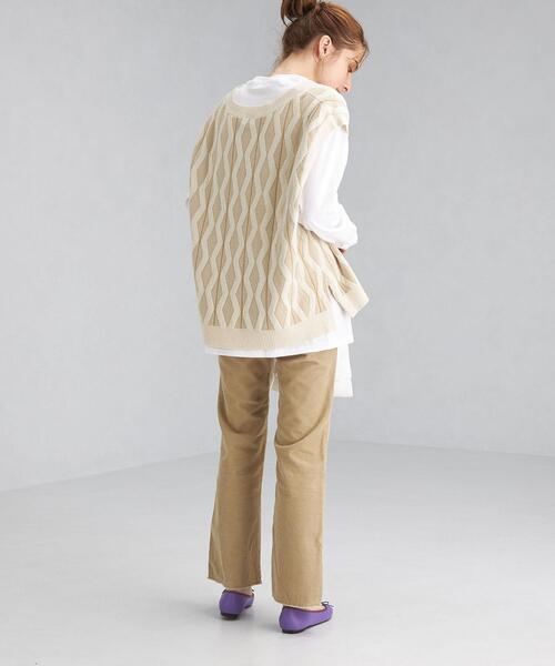 green label relaxing(グリーンレーベルリラクシング)の「ジャカード Vネック ベスト(ベスト・レディース・ナチュラル/オリーブ・FREE)」の12枚目の写真