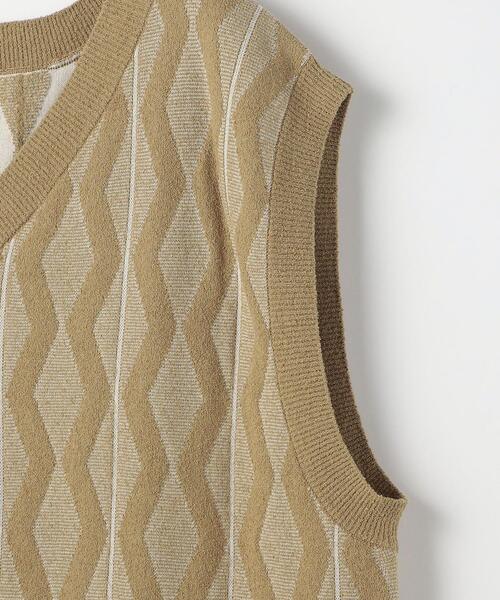 green label relaxing(グリーンレーベルリラクシング)の「ジャカード Vネック ベスト(ベスト・レディース・ナチュラル/オリーブ・FREE)」の21枚目の写真