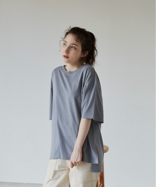 idem（イデム）の「unisex idem big Tshirt/ユニセックスビッグTシャツ（Tシャツ/カットソー・レディース・ブルー/アイボリー/ミント・MEDIUM/LARGE）」の3枚目の写真