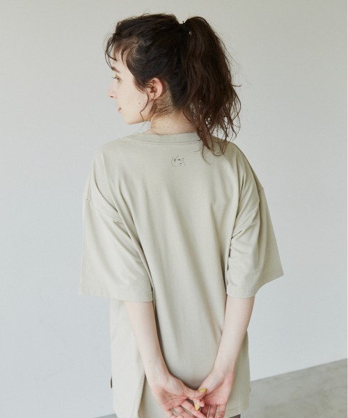 idem（イデム）の「unisex idem big Tshirt/ユニセックスビッグTシャツ（Tシャツ/カットソー・レディース・ブルー/アイボリー/ミント・MEDIUM/LARGE）」の16枚目の写真