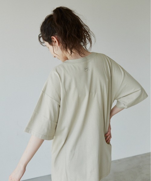 idem（イデム）の「unisex idem big Tshirt/ユニセックスビッグTシャツ（Tシャツ/カットソー・レディース・ブルー/アイボリー/ミント・MEDIUM/LARGE）」の9枚目の写真