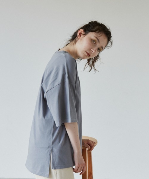 idem（イデム）の「unisex idem big Tshirt/ユニセックスビッグTシャツ（Tシャツ/カットソー・レディース・ブルー/アイボリー/ミント・MEDIUM/LARGE）」の21枚目の写真