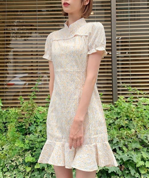 【titty&Co.PETIT】小花フリルスタンドカラーワンピース