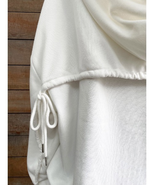 ENVYM（アンビー）の「ドロストギャザーＰＫ（パーカー・レディース・ブラック/ホワイト・FREE）」の12枚目の写真