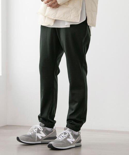 FEELING MADE（フィーリングメイド）の「FEELING MADE ストレッチポンチ 裾ゴム ジョガーパンツ <UNISEX>（その他パンツ・レディース・ブラック/ダークグリーン/ベージュ・S/L/M）」の9枚目の写真