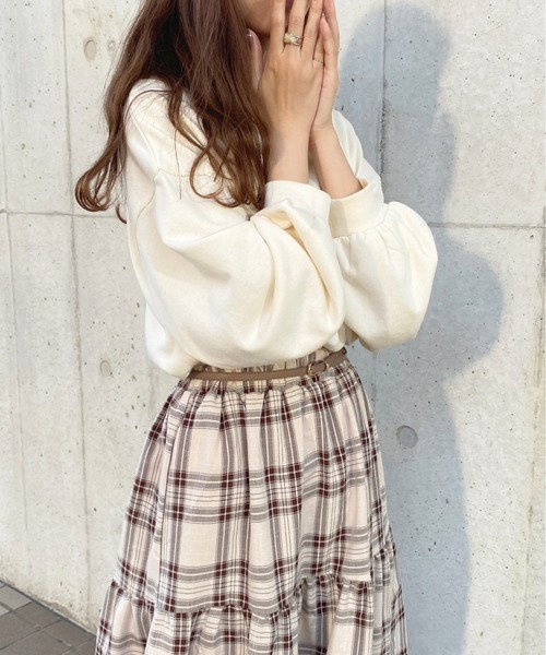 apres jour(アプレジュール)の「オフショルスウェット【ZOZOTOWN限定アイテム】(Tシャツ/カットソー・レディース・アイボリー/モカ/ラベンダー/スモークピンク・フリー/X-LARGE)」の8枚目の写真