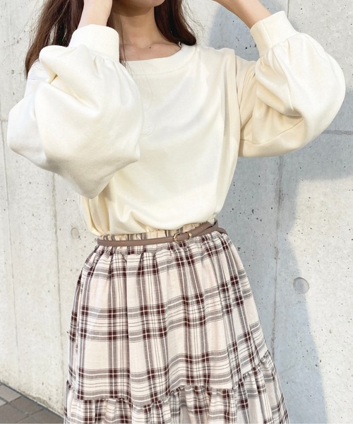 apres jour(アプレジュール)の「オフショルスウェット【ZOZOTOWN限定アイテム】(Tシャツ/カットソー・レディース・アイボリー/モカ/ラベンダー/スモークピンク・フリー/X-LARGE)」の10枚目の写真