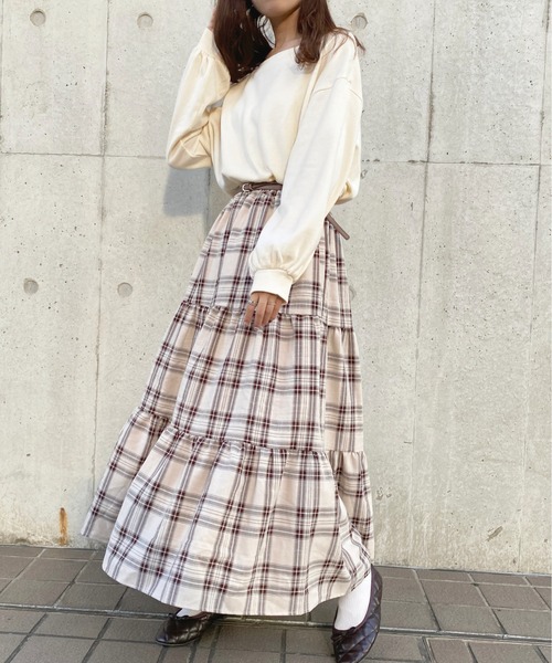 apres jour(アプレジュール)の「オフショルスウェット【ZOZOTOWN限定アイテム】(Tシャツ/カットソー・レディース・アイボリー/モカ/ラベンダー/スモークピンク・フリー/X-LARGE)」の13枚目の写真