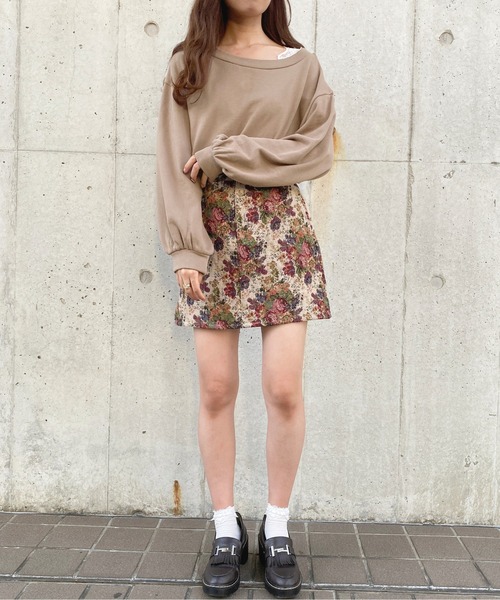 apres jour(アプレジュール)の「オフショルスウェット【ZOZOTOWN限定アイテム】(Tシャツ/カットソー・レディース・アイボリー/モカ/ラベンダー/スモークピンク・フリー/X-LARGE)」の21枚目の写真