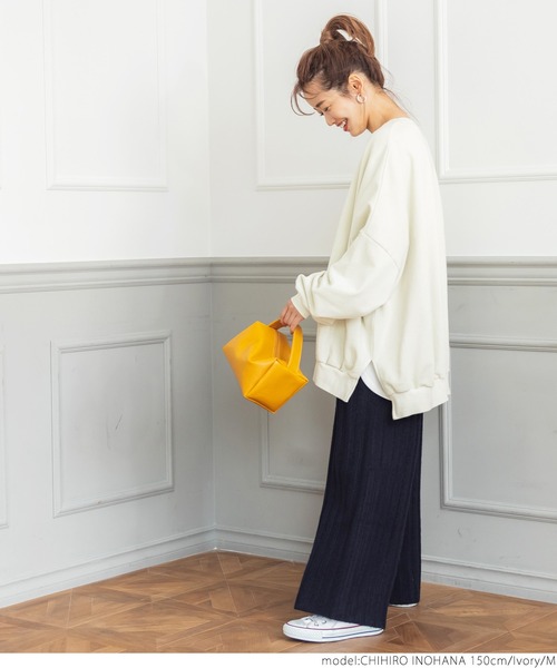 coca（coca）（コカ）の「ピグメントバルーンスウェット（スウェット・レディース・ブラック/イエロー/アイボリー・M/L）」の20枚目の写真