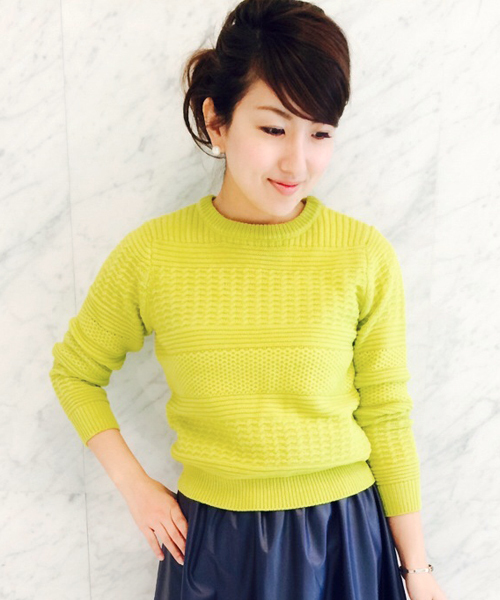 LOUNGEDRESS（ラウンジドレス）の「地柄ニット（ニット/セーター・レディース・アイボリー/イエロー/ネイビー・ﾌﾘ-）」の3枚目の写真