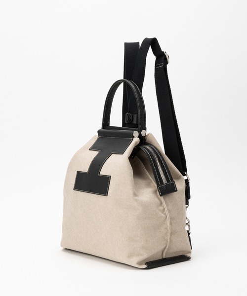 IACUCCI（イアクッチ）の「ソルベット BP CANVAS/CERVO（バックパック/リュック・レディース・ブラック/グレイッシュベージュ・FREE）」の7枚目の写真