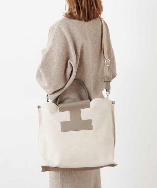 IACUCCI（イアクッチ）の「ソルベット BP CANVAS/CERVO（バックパック/リュック・レディース・ブラック/グレイッシュベージュ・FREE）」の4枚目の写真