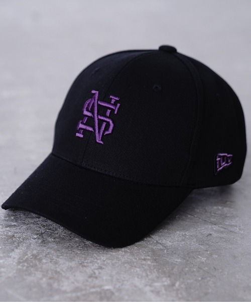 fuv.（ファブ）の「fuv - "snakes" team logo cap  made in INTER FACTORY（キャップ・メンズ・ブラック/パープル・FREE）」の2枚目の写真