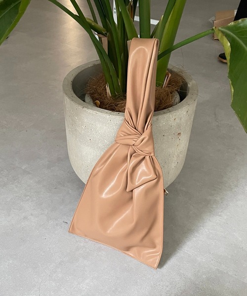 CAPRICIEUX LE'MAGE(カプリシューレマージュ)の「リボン1ハンドルバッグ(ハンドバッグ・レディース・ブラック/キャメル・FREE)」の3枚目の写真