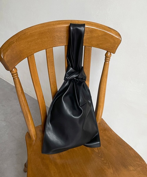 CAPRICIEUX LE'MAGE(カプリシューレマージュ)の「リボン1ハンドルバッグ(ハンドバッグ・レディース・ブラック/キャメル・FREE)」の7枚目の写真