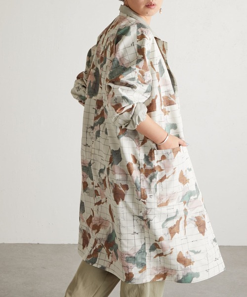 BEARDSLEY（ビアズリー）の「地図柄リバーシブルコート（その他アウター・レディース・カーキ・FREE）」の17枚目の写真