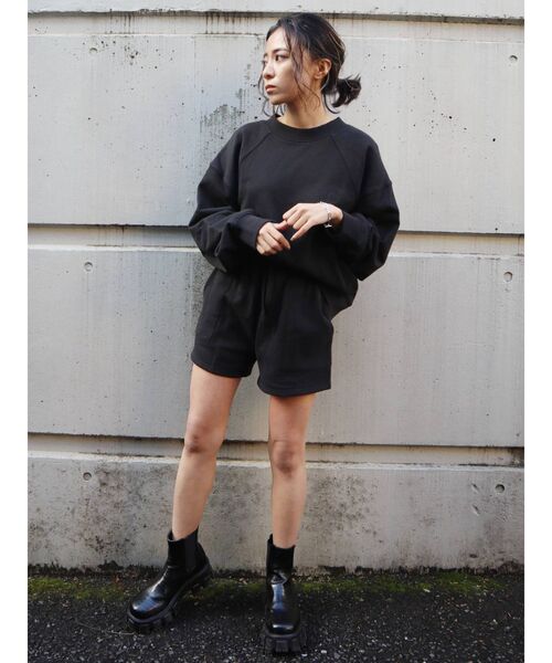 EVRIS（エヴリス）の「スウェットショートパンツ【セットアップ着用可能】（スウェットパンツ・レディース・グリーン/アイボリー/ブラック・FREE）」の15枚目の写真