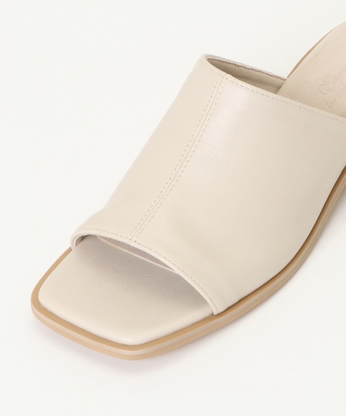 ikka（イッカ）の「PUソフトミュール（サンダル・レディース・ブラック/オフホワイト・M/L）」の5枚目の写真